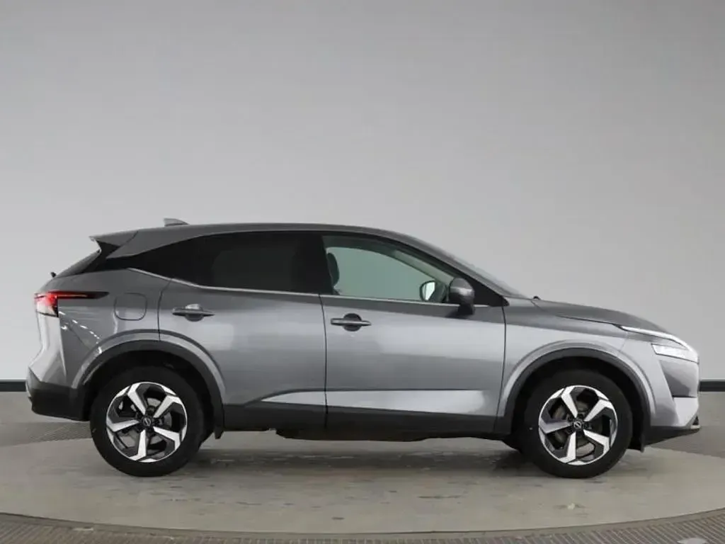 Used Nissan Qashqai N-Connecta 140 HP (102 kW) 2023 Grey SUV