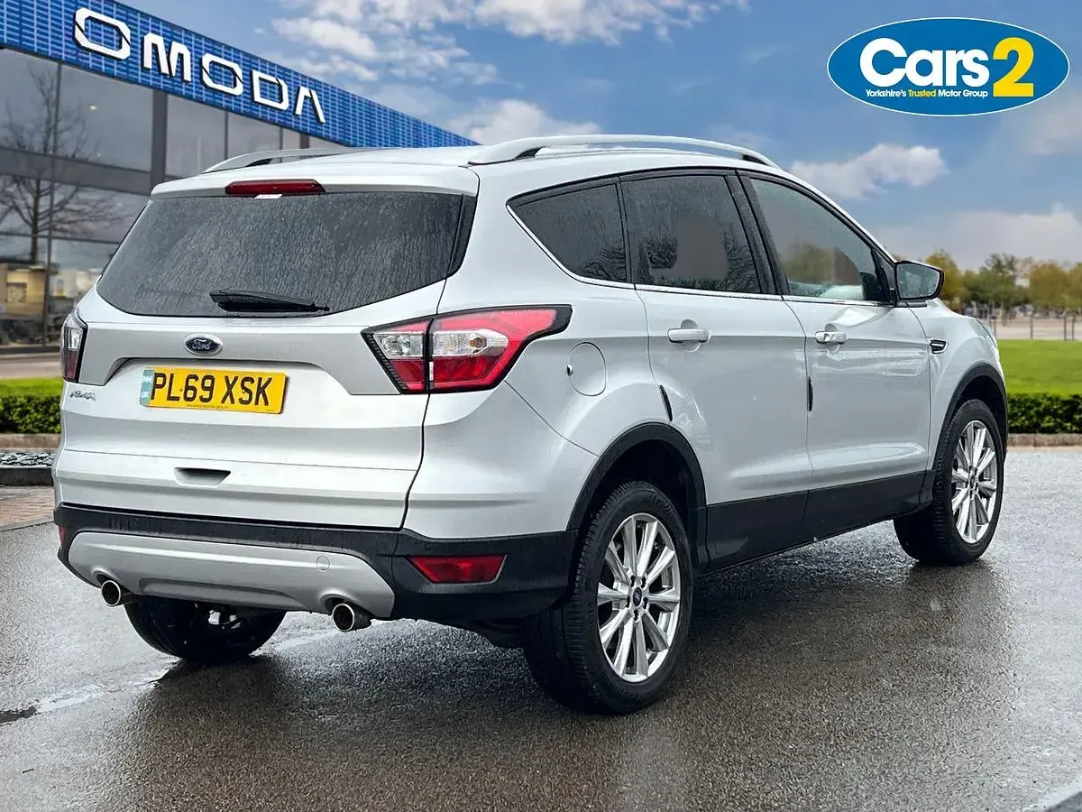 Used Ford Kuga Titanium 120 HP (88 kW) 2018 Silver SUV