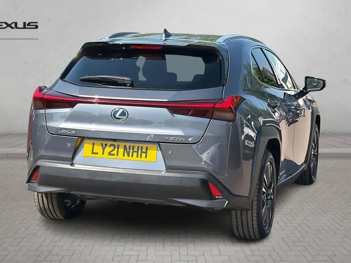 Used Lexus UX 150 kW (204 HP) 2021 Grey SUV