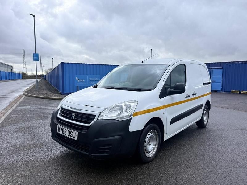Begagnad Peugeot Partner S 2016 Vit Minibuss