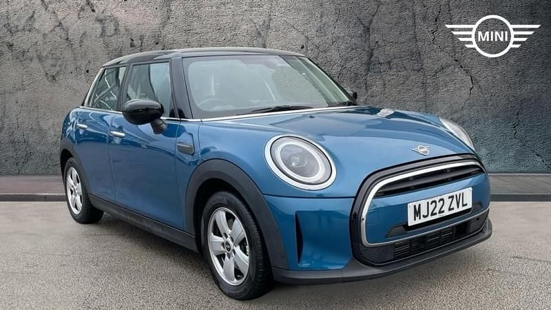 Used Mini Cooper Classic 134 HP (98 kW) 2022 Blue Hatchback