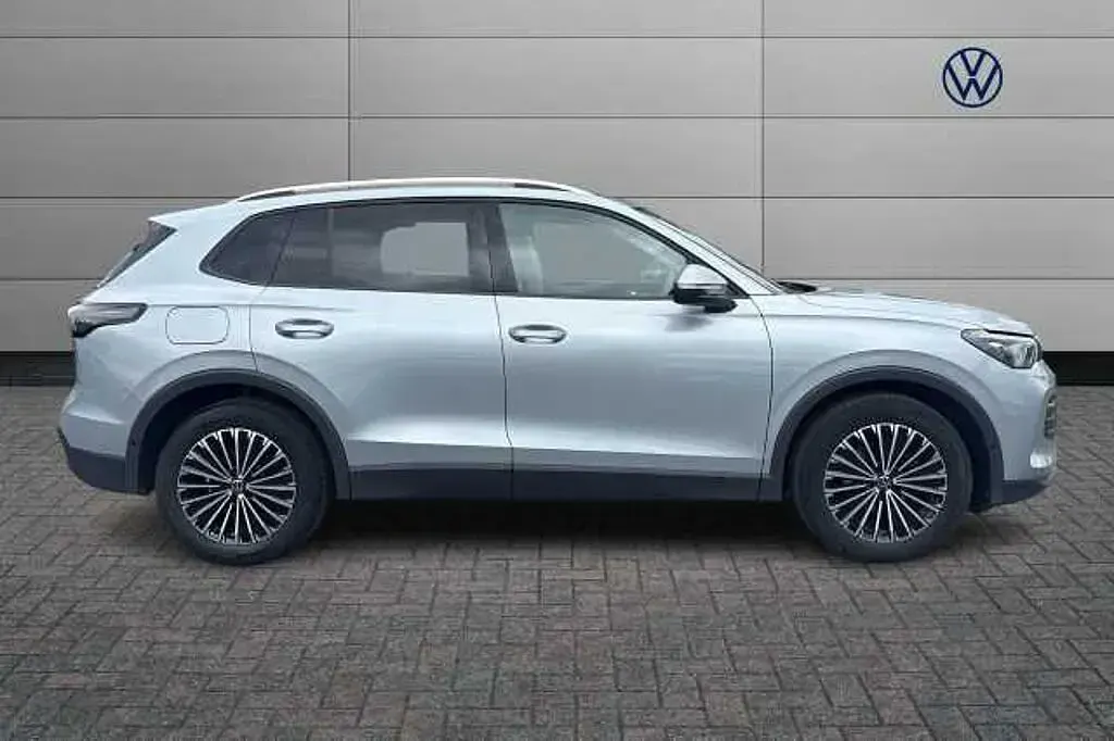 Used VW Tiguan 150 HP (110 kW) 2025 SUV