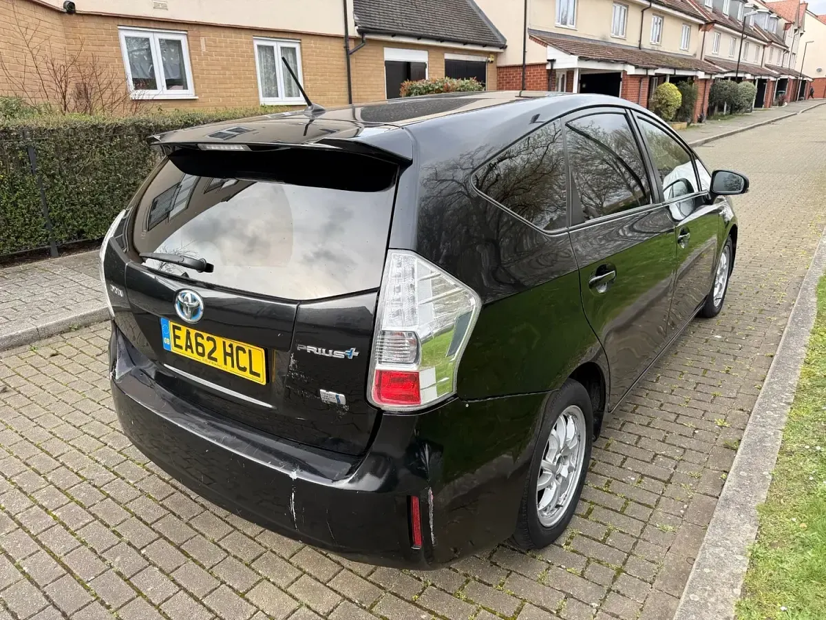 Used Toyota Prius+ T4 2012 Black MPV