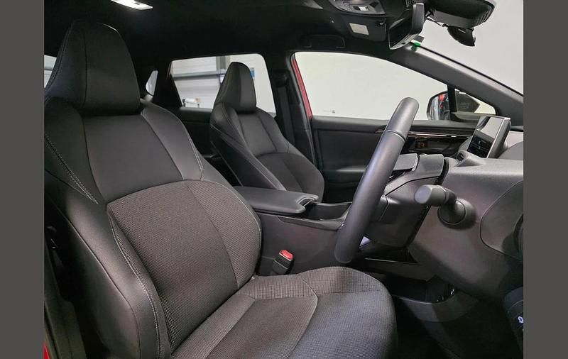 Used Toyota bZ4X 150 kW (204 HP) 2024 Red SUV