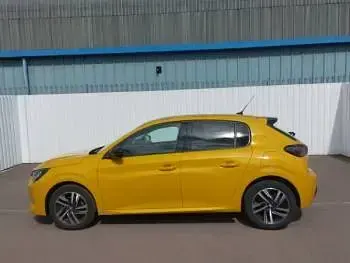 Used Peugeot 208 Allure+ 100 HP (73 kW) 2022 Yellow Hatchback