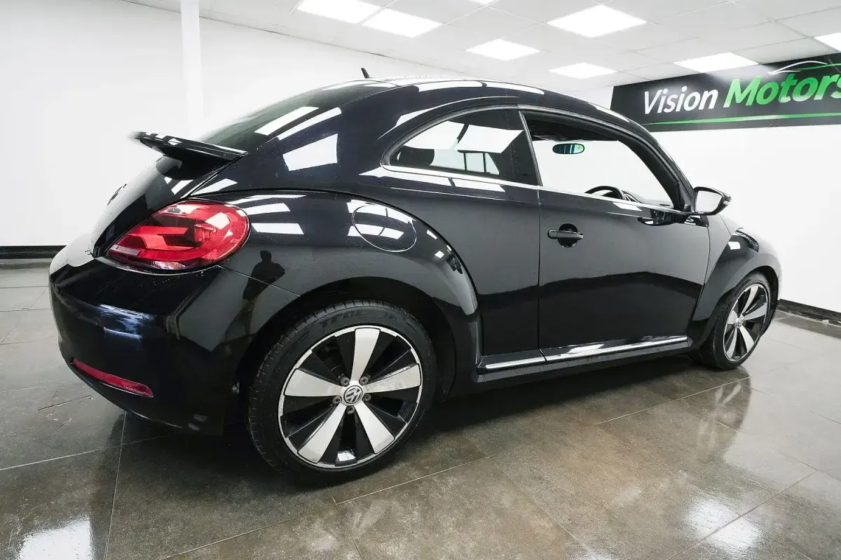 Used VW Beetle Sportline 140 HP (102 kW) 2013 Black Hatchback