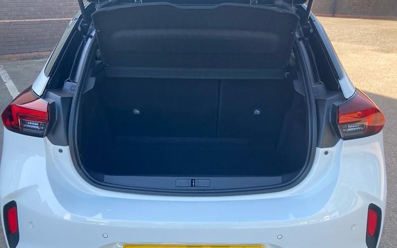 Second-hand Vauxhall Corsa SRi 101 CP (74 kW) 2020 Alb Hatchback
