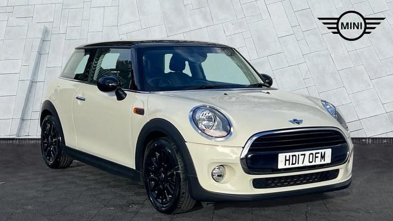 White Used 2017 Mini Cooper Hatch Hatchback | £9,990 (Super price) - Image 1/4