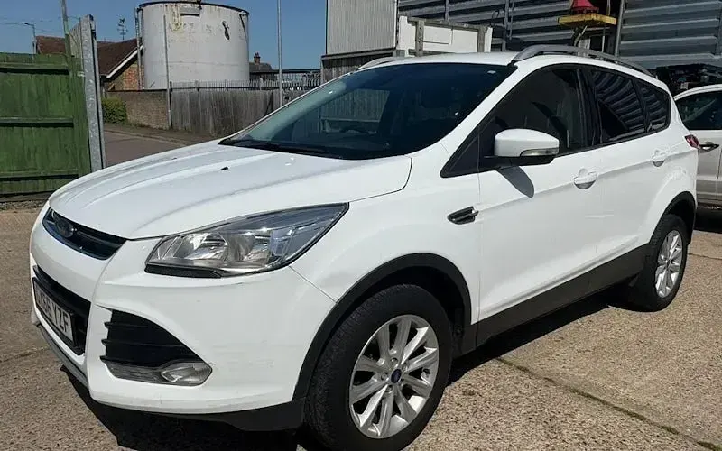 Used Ford Kuga Titanium 150 HP (110 kW) 2016 White SUV
