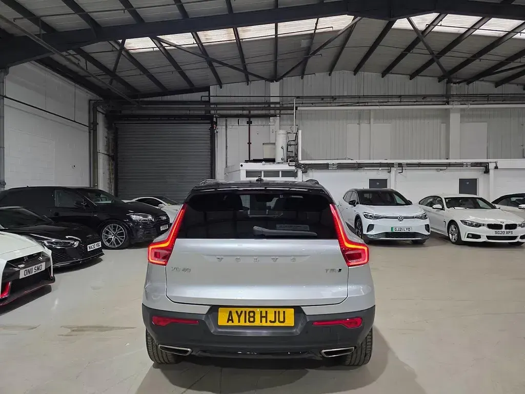 Used Volvo XC40 2018 Silver SUV