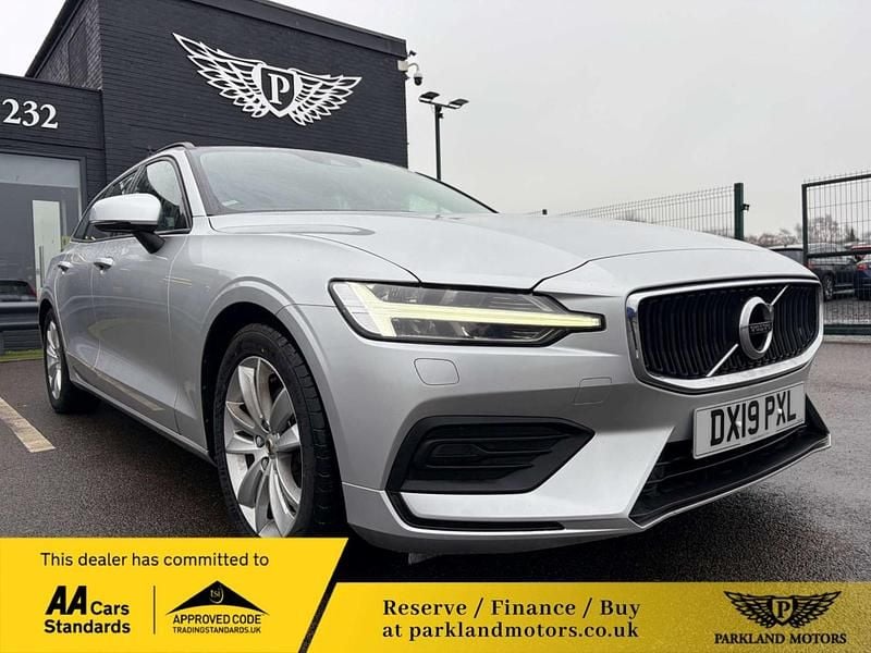 Used Volvo V60 Momentum 2019 Silver Estate