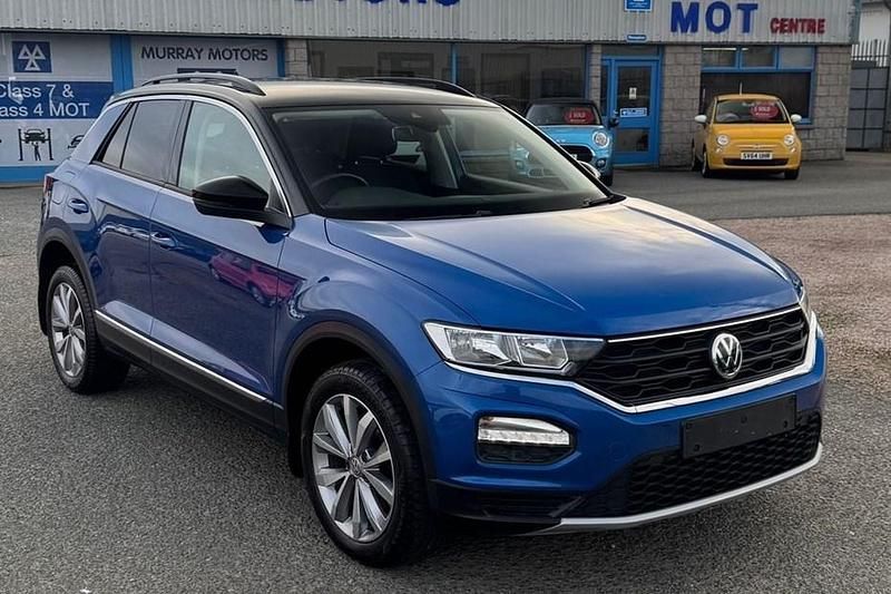 Blue Used 2018 VW T-Roc Design SUV | £13,995 (Fair price) - Image 1/1