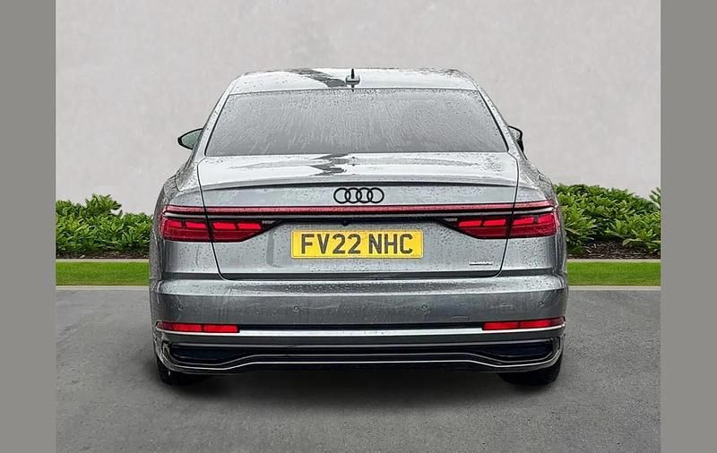 Used Audi A8L Advanced 281 HP (206 kW) 2022 Grey Sedan