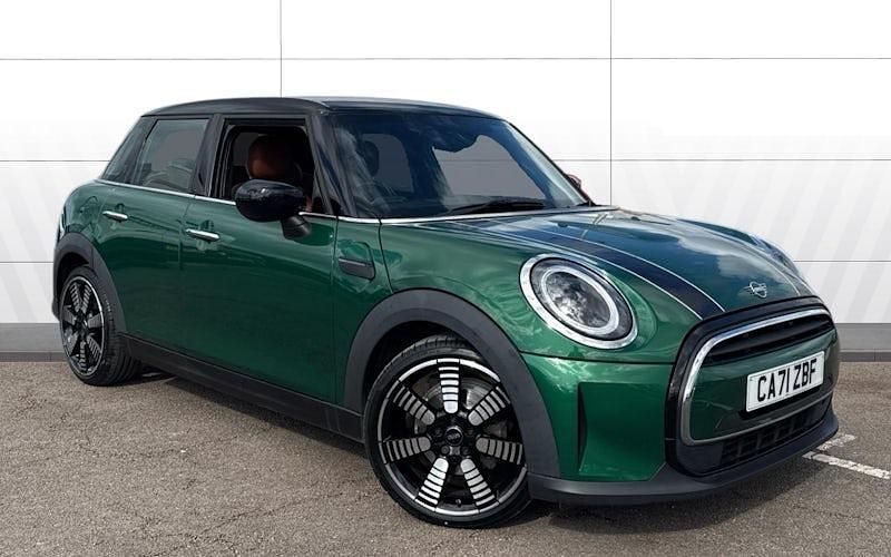 Used Mini Cooper Exclusive 136 HP (100 kW) 2021 Green Hatchback
