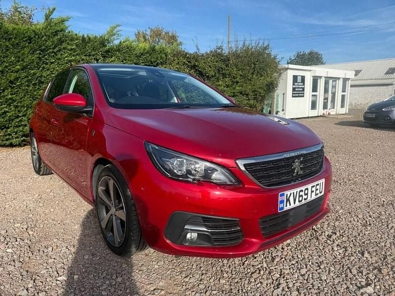 Used Peugeot 308 S 130 HP (95 kW) 2019 Red Hatchback