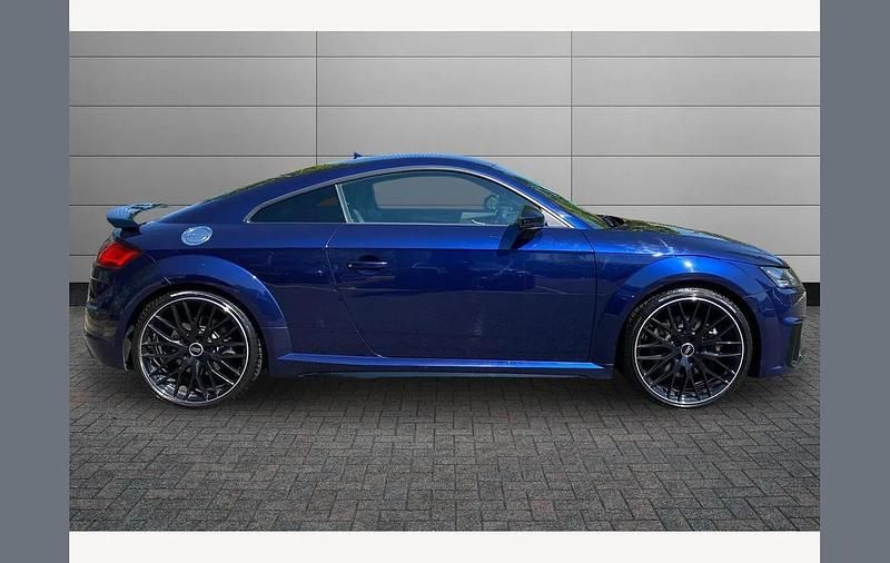 Begagnad Audi TTS Sport 320 HK (235 kW) 2021 Blå Sportkupé