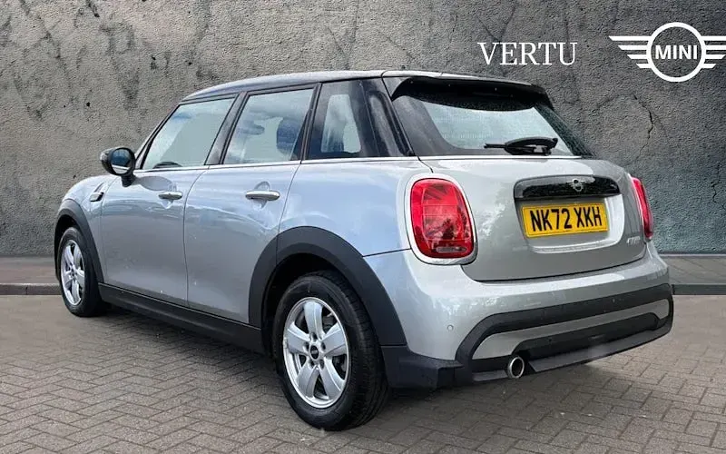 Used Mini Cooper Classic 136 HP (100 kW) 2022 Silver Hatchback