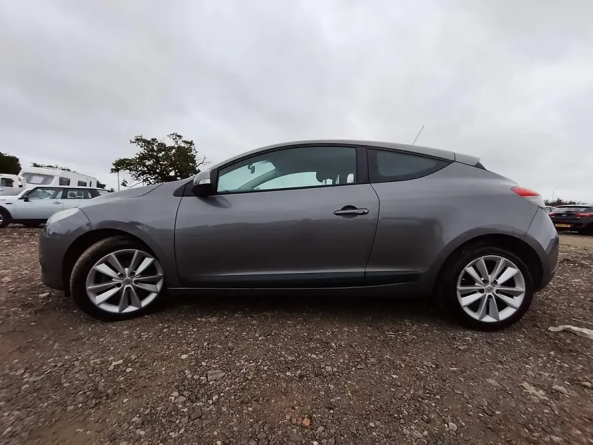 Used Renault Mégane Coupé Expression 2010 Grey Coupe