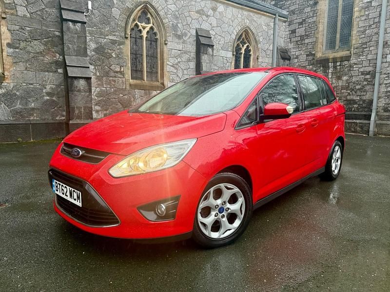 Red Used 2013 Ford Grand C-Max Zetec MPV | £2,995 (Fair price) - Image 1/4