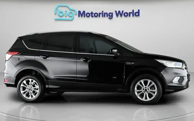 Używany Ford Kuga Titanium 182 KM (133 kW) 2018 SUV