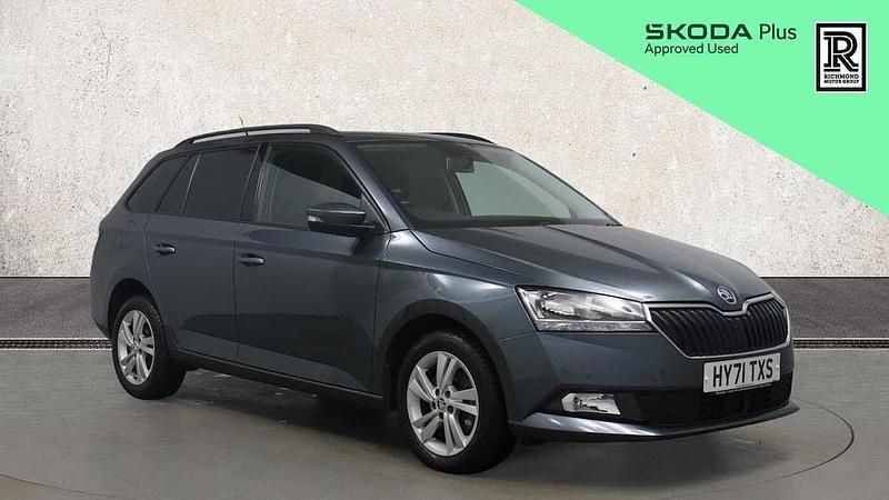Used Skoda Fabia SE 95 HP (69 kW) 2021 Grey Estate