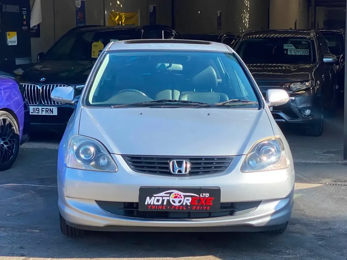 Used Honda Civic Executive 110 HP (80 kW) 2004 Silver Hatchback