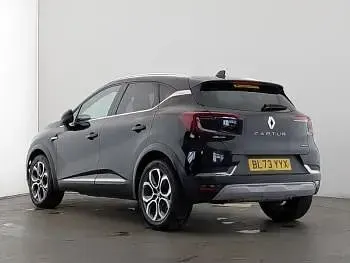 Used Renault Captur Techno 142 HP (104 kW) 2023 Black SUV