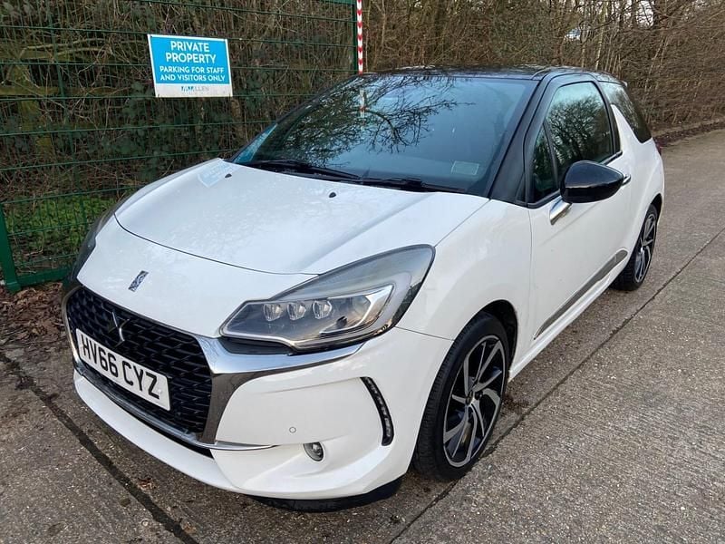 Used DS Automobiles DS3 Prestige 2016 White Hatchback