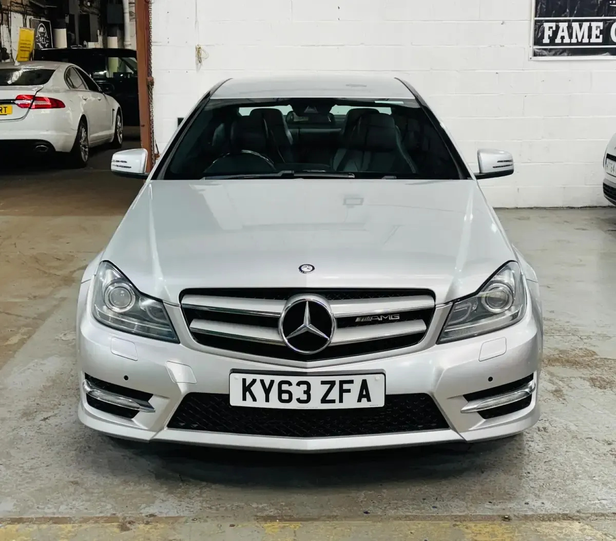 Used Mercedes C250 AMG 204 HP (150 kW) 2014 Silver Coupe