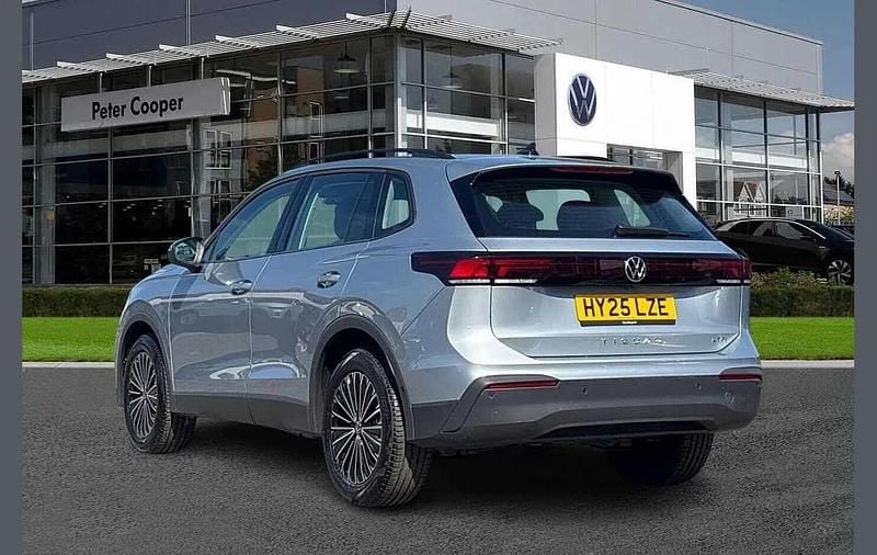 Used VW Tiguan Life 147 HP (108 kW) 2025 Silver SUV