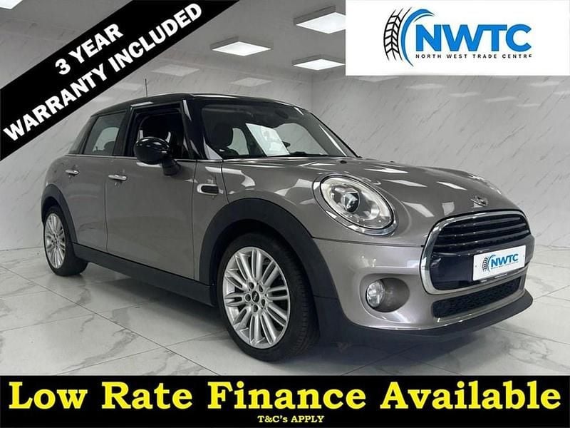 Silver Used 2017 Mini Cooper Hatch Hatchback | £8,795 (Good price) - Image 1/4