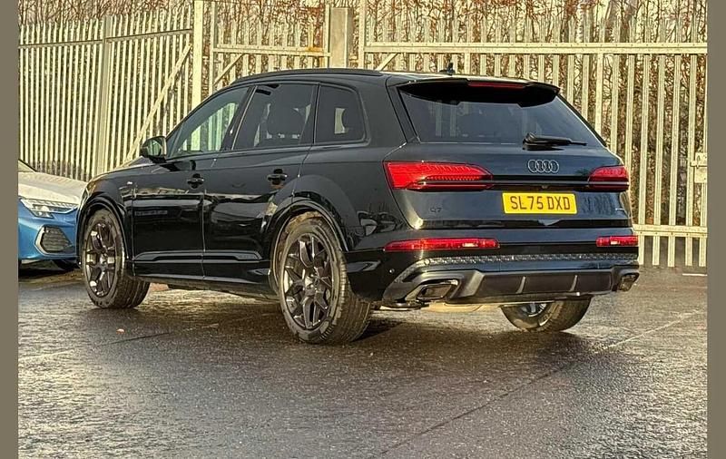 Used Audi Q7 Black Edition 334 HP (245 kW) 2025 Black SUV