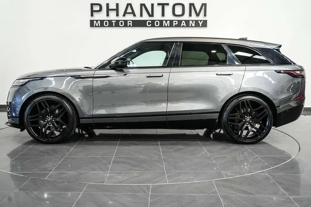 Used Land Rover Range Rover Velar HSE Dynamic 300 HP (220 kW) 2017 Grey SUV