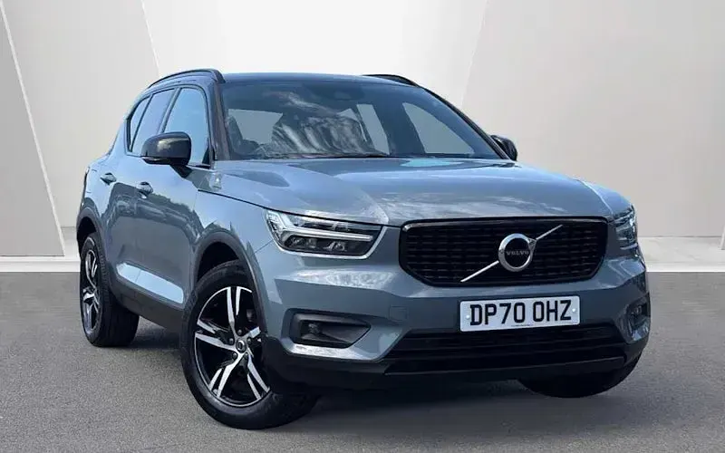 Used Volvo XC40 R-Design 163 HP (119 kW) 2021 SUV