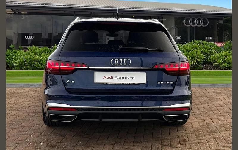Used Audi A4 S-Line 150 HP (110 kW) 2024 Blue Estate