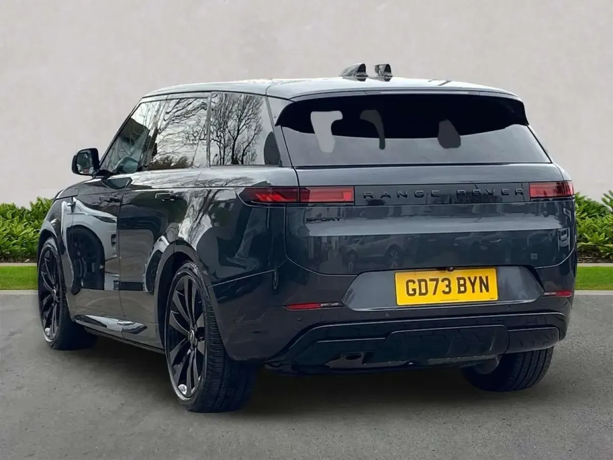 Second-hand Land Rover Range Rover Sport SE Dynamic 2023 Gri SUV