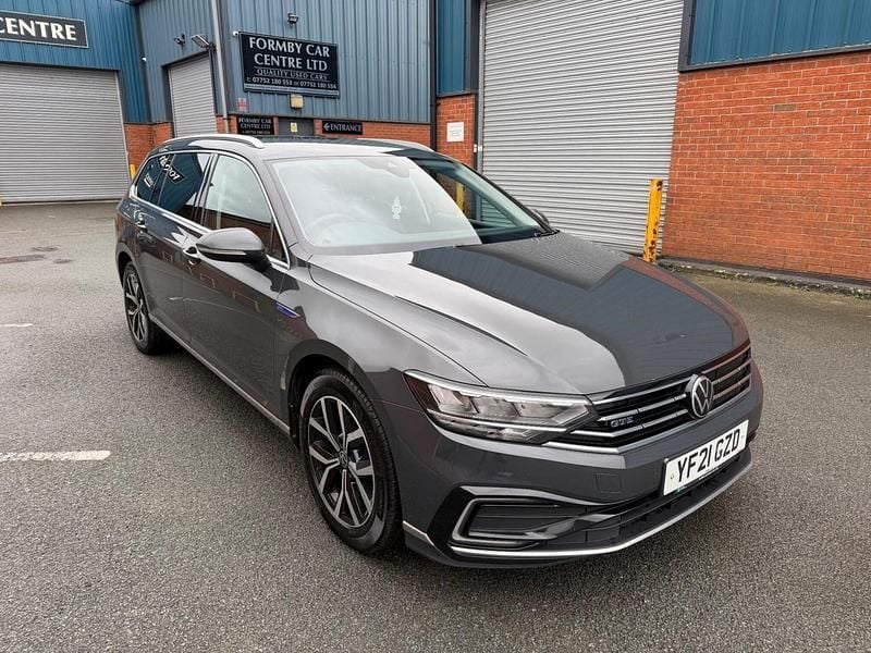 Grey Used 2021 VW Passat GTE Estate | £10,300 (Good price) - Image 1/4