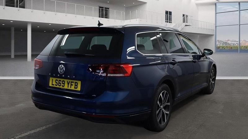 Usado VW Passat SEL 150 HP (110 kW) 2019 Azul Carrinha