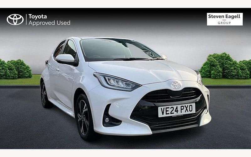 Used Toyota Yaris Hybrid Design 116 HP (85 kW) 2026 Hatchback