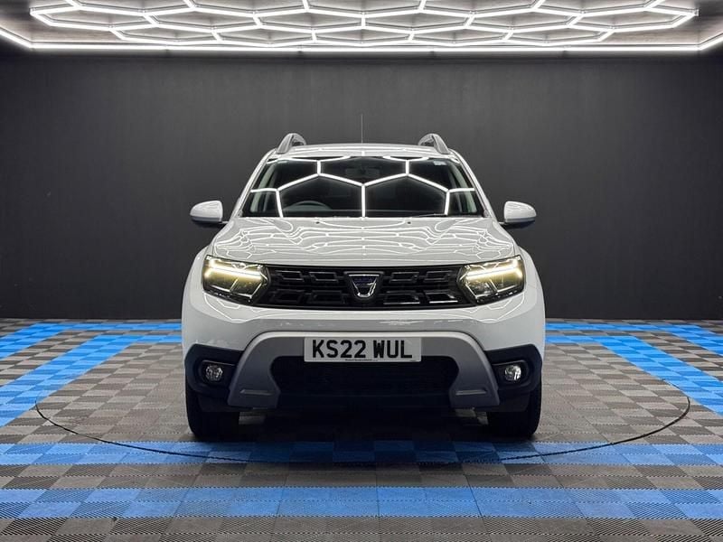 Used Dacia Duster Prestige 91 HP (66 kW) 2022 White SUV