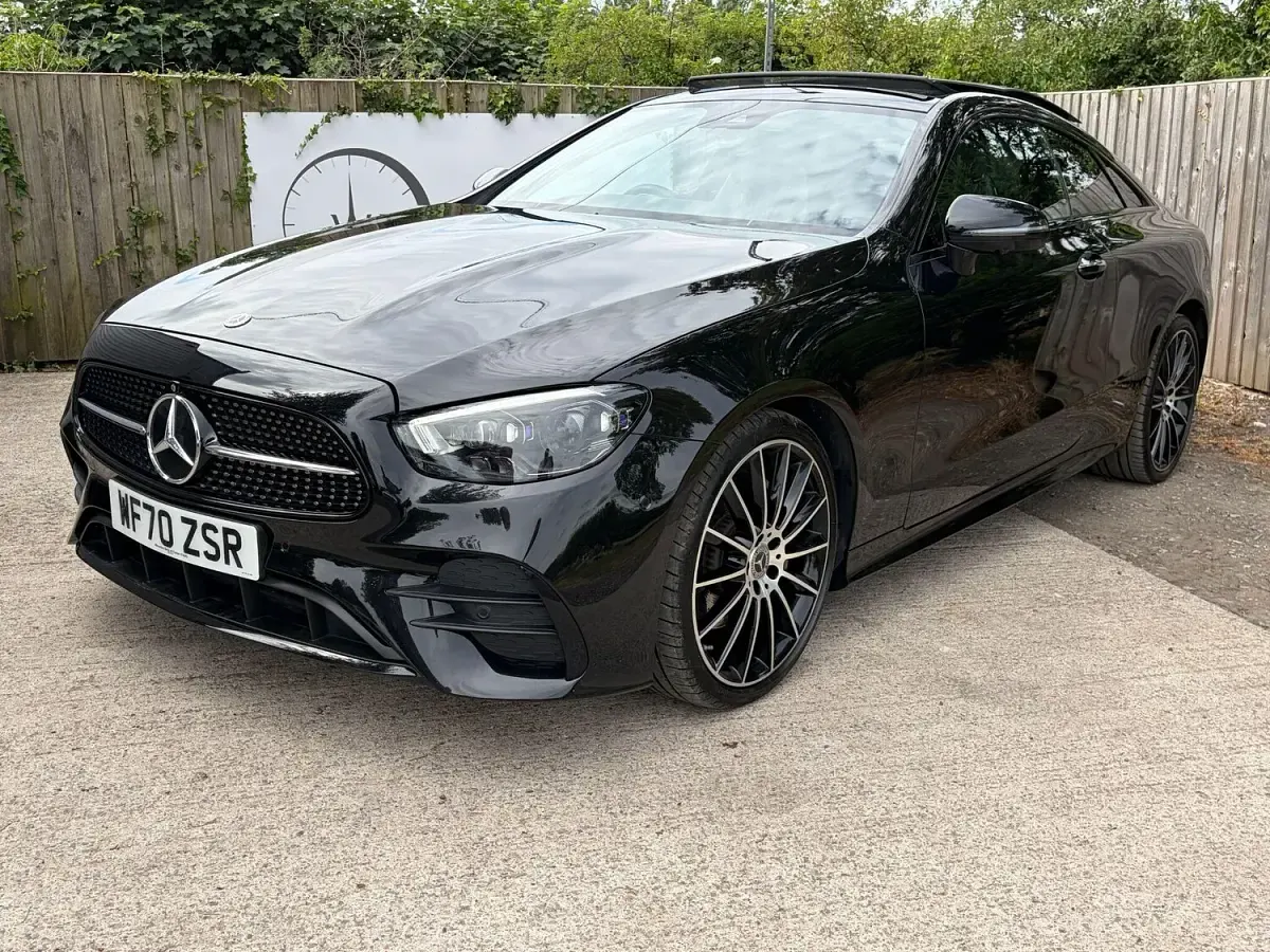 Used Mercedes E220 AMG Line Premium Plus 194 HP (142 kW) 2020 Black Coupe