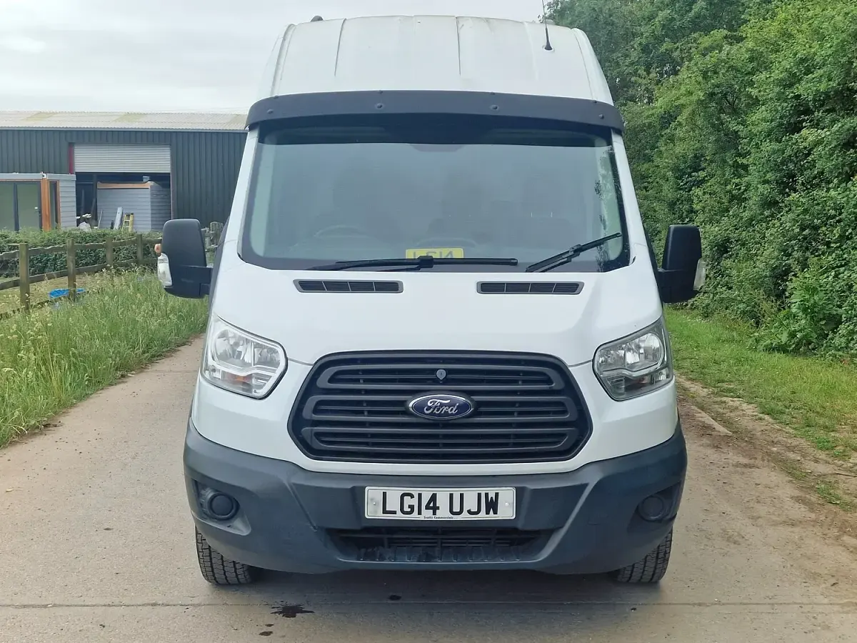Used Ford Transit 100 HP (73 kW) 2014 White Van