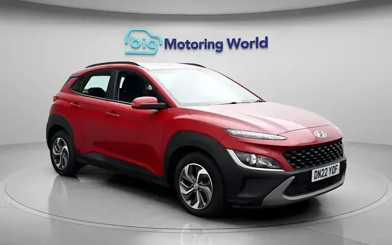 Used Hyundai Kona SE 195 HP (143 kW) 2022 Red SUV