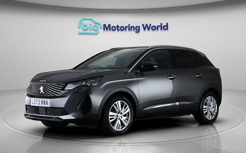 Used Peugeot 3008 Allure+ 179 HP (131 kW) 2023 Grey SUV