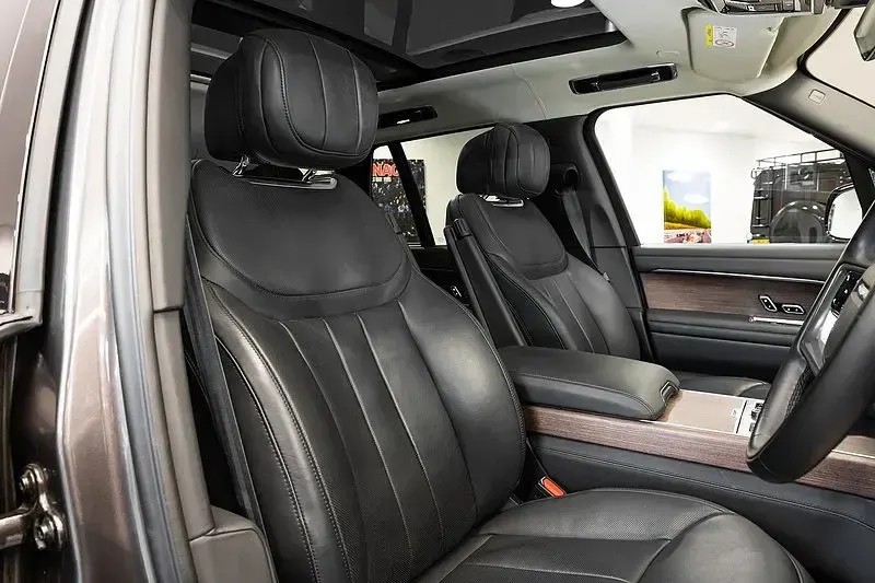 Used Land Rover Range Rover Autobiography 2023 Charente grey SUV