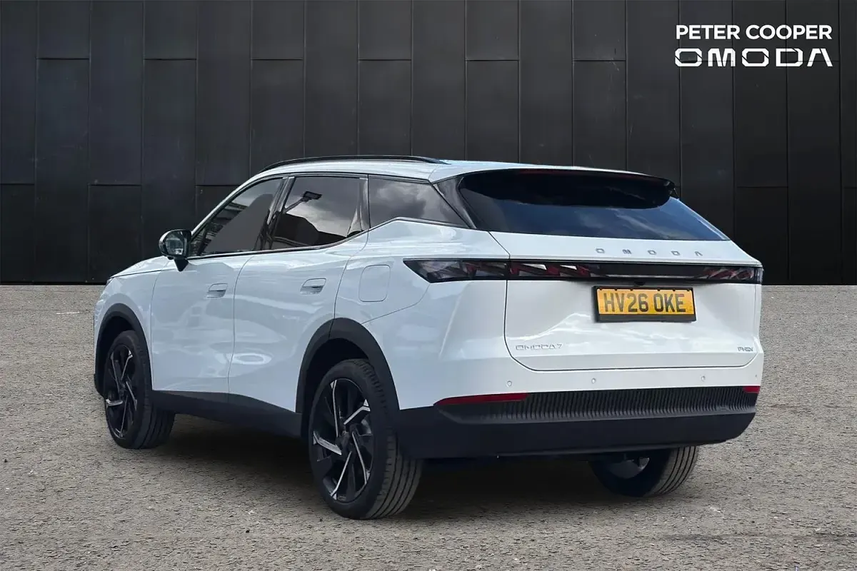 New Omoda 7 200 HP (147 kW) 2026 White SUV