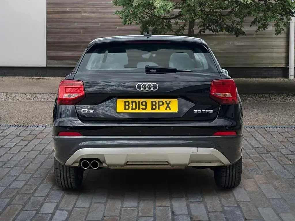 Used Audi Q2 Sport 150 HP (110 kW) 2019 Black SUV