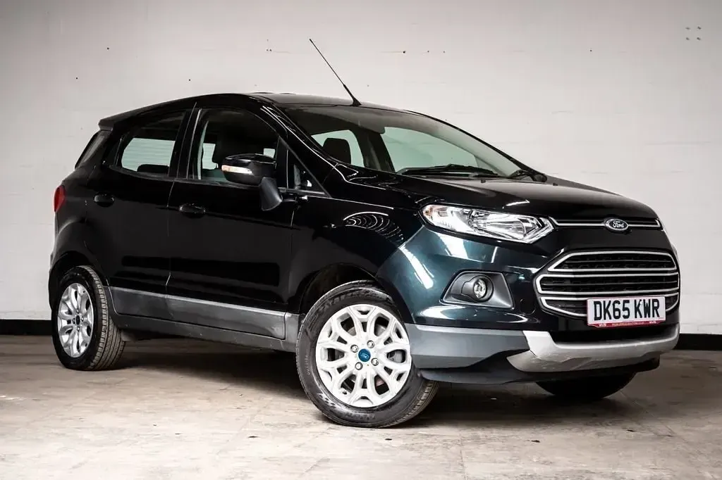 Usado Ford Ecosport Zetec 112 HP (82 kW) 2015 Preto SUV