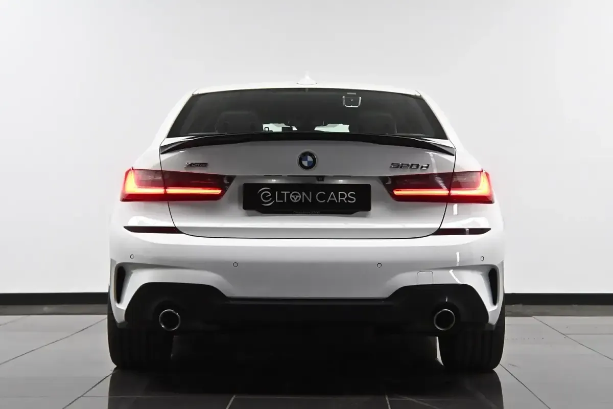 Used BMW 320 M Sport 187 HP (137 kW) 2019 White Sedan