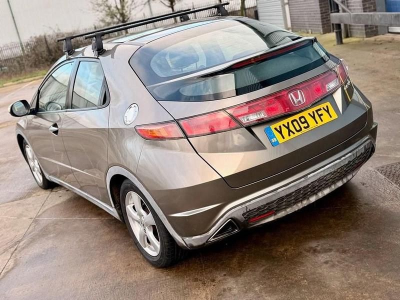 Used Honda Civic ES 138 HP (101 kW) 2009 Grey Hatchback